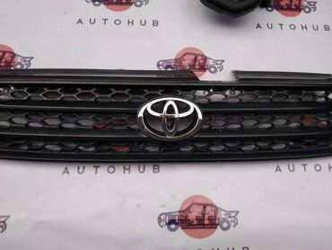 Другие автозапчасти: Решетка радиатора Toyota Rav4 CA20 1ZZ-FE 2000 (б/у) КУЗОВНЫЕ ДЕТАЛИ -