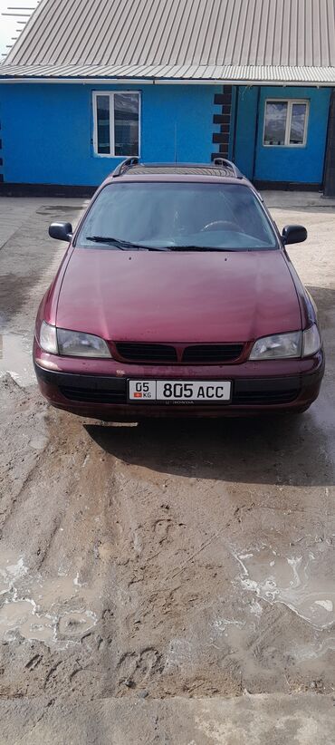 Toyota: Toyota Carina E: 1995 г., 1.6 л, Механика, Бензин, Универсал