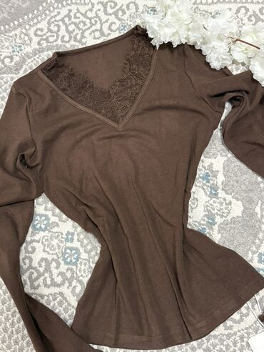 фиолетовая водолазка: Лонгслив, түсү - Күрөң, Made in KG, S, L, M