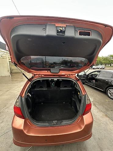 срв 2007: Honda Fit: 2008 г., 1.5 л, Механика, Бензин, Хэтчбэк — 8