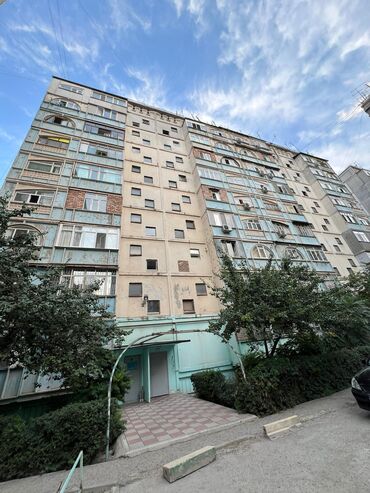 гостиница в микрорайоне: 3 комнаты, 80 м², 105 серия, 8 этаж, Евроремонт