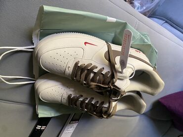 презерватив с шариками: Мужские кроссовки, 43, Nike, Новый, цвет - Бежевый