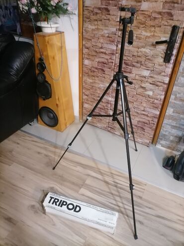 Ostala foto i video oprema: Carena MCB-20 tripod – teleskopski stativ sa tri sekcije - — 1