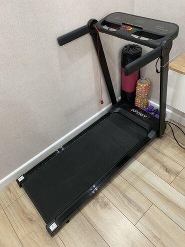 запчасти на беговую дорожку: Беговая дорожка электрическая, компактная, для дома. Пользовались