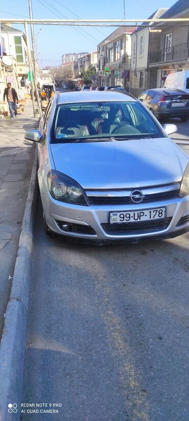 99 maşın: Opel Astra: 1.3 л | 2006 г. 351560 км Универсал