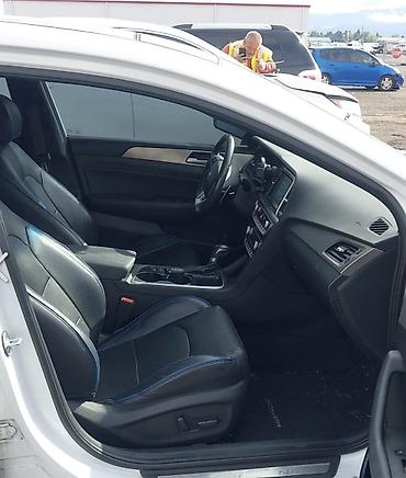 Продажа авто: Hyundai Sonata: 2019 г., 2 л, Автомат, Бензин, Седан — 5