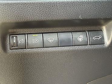 byd d1: Toyota RAV4: 2021 г., 2.5 л, Вариатор, Гибрид, Кроссовер — 9