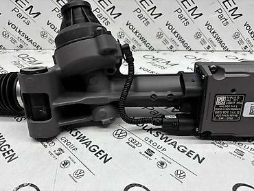volan golf 4: LETVA VOLANA Q5 8R ZA AUDI Q5 - 8R0 423 055 AB | Letva za volana — 1