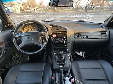 BMW: BMW 3 series: 1992 г., 2.5 л, Ручные, Бензин, Седан — 7
