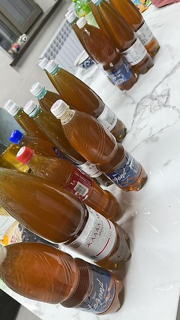 пчел пчёл: Натуральный пчелиный мёд в пластиковых бутылках разного объёма. - — 2