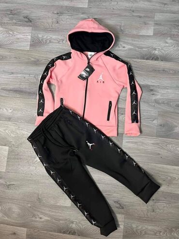 guess komplet trenerka: Adidas, 122-128, Bez dezena