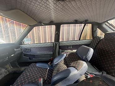 626: Mazda 626: 1989 г., 2 л, Механика, Бензин, Седан — 9