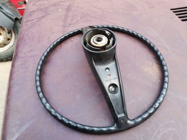 Auto delovi: Volan Lada 2121 Niva. Polovno, očuvano kao novo. Skinuto sa — 13