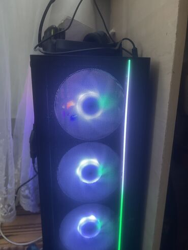 komputer uzre is elanlari: RTX 5060 8 gb 1tb SSD 180. Hz manitor ile birlikde