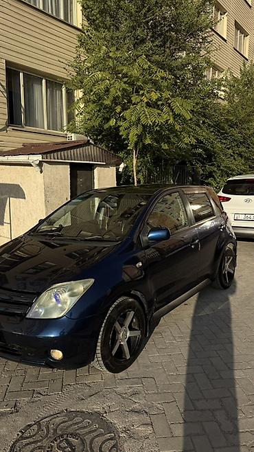 Toyota Ist: 2003 г., 1.5 л, Автомат, Бензин, Хэтчбэк