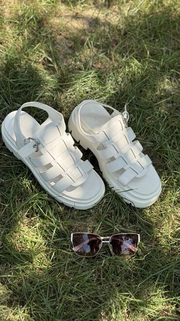 Босоножки, сандалии, шлепанцы: Женские подборки летняя обувь/ аксессуары 💯 оригинал для подробной — 4