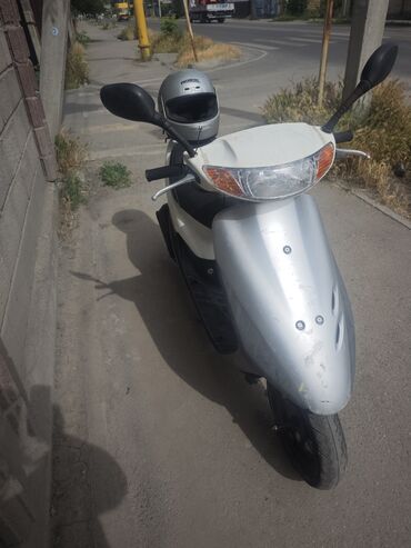 купить мотоблок мтз бу в москве: Скутер Honda, 50 куб. см, Бензин, Колдонулган