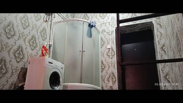 меняю на скот: Комната для проживания с отдельной зоной сна на антресоли. -