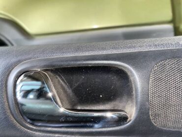 audi cabriolet 18 20v: Ручка двери внутренняя Audi A4 B5 1.6 БЕНЗИН 1999 (б/у)