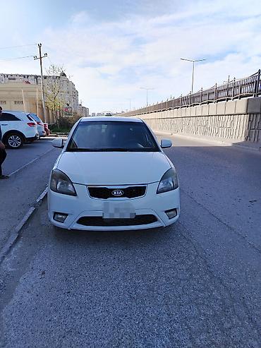 masin satis sayti: Kia Rio: 1.4 l | 2011 il Sedan — 3