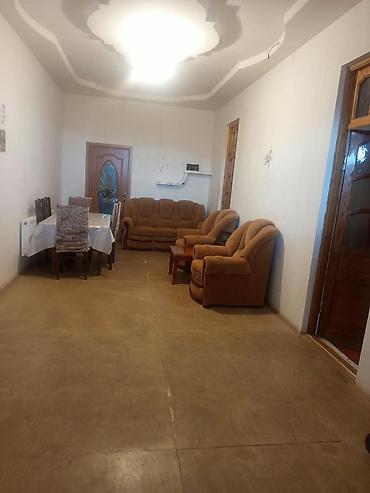 santa barbara saat: Siyəzən rayonunda geniş həyəti olan 3 otaq 1 mətbəx hamam tualet — 2