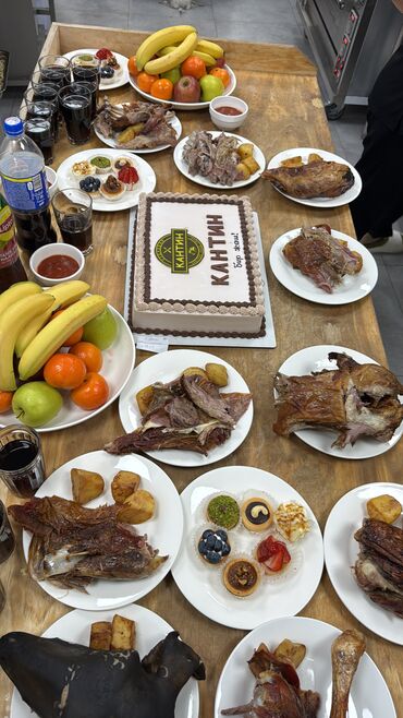 Повара: Требуется Повар : Мясной цех, Европейская кухня, 3-5 лет опыта