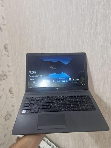 HP noutbuk Prosessor: Intel Core i3-7020U RAM: 8 GB DDR4 Ekran: 15.6"