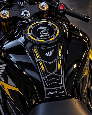 methyl 3: Honda CBR 954 Fireblade 3D Tank Pad i Štitnik Čepa- 2887 HONDA CBR — 4