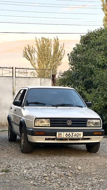 Volkswagen: Volkswagen Jetta: 1990 г., 1.6 л, Механика, Бензин, Седан — 4