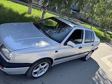 cl 63: Volkswagen Vento: 1993 г., 1.8 л, Механика, Бензин, Седан — 1