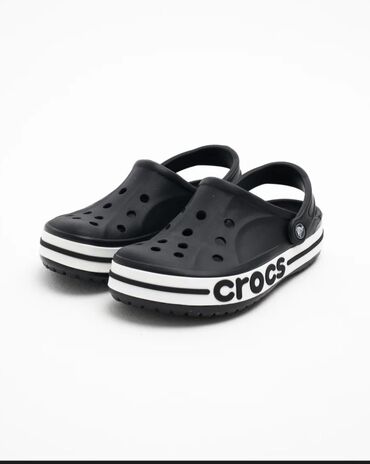 крокс шлепки: Классические сабо Crocs в черном цвете с белой полосой по периметру