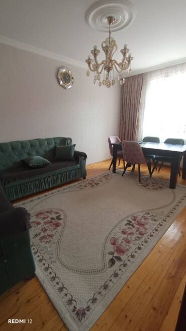 Köhnə tikili: 3 otaqlı, 57 kv. m, Yeni təmirli
