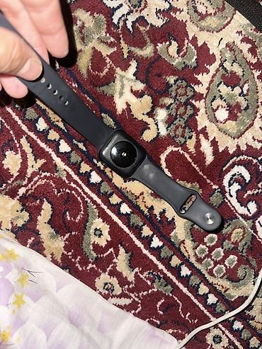 xaomi 17: Apple Watch SE 3, 44мм с черным силиконовым ремешком. Основные — 1