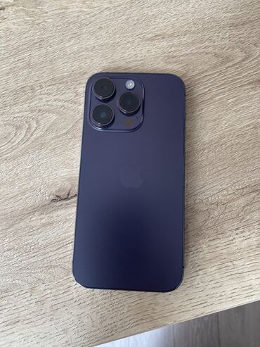 Apple iPhone: IPhone 14 Pro, 256 GB, Deep Purple, Face ID