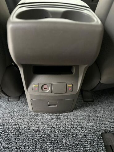 Kia: Kia Carnival: 2019 г., 2.2 л, Автомат, Дизель, Минивэн — 14