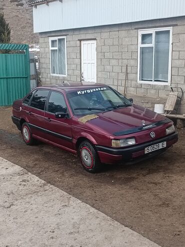 расурочка машина: Volkswagen Passat CC: 1989 г., 1.8 л, Механика, Бензин, Седан