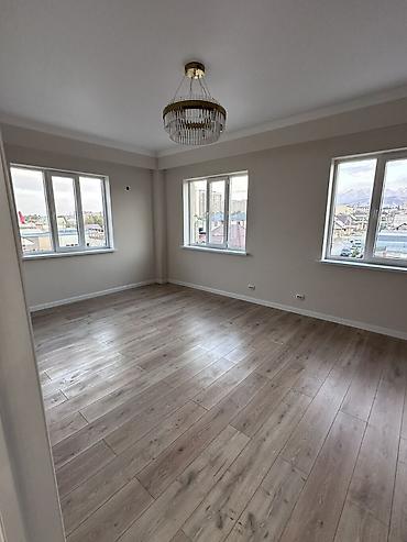 Продажа квартир: Продаётся 1-комнатная квартира — 45 м² 📍 Район: ж/м Кара-Жыгач 🏢 — 3
