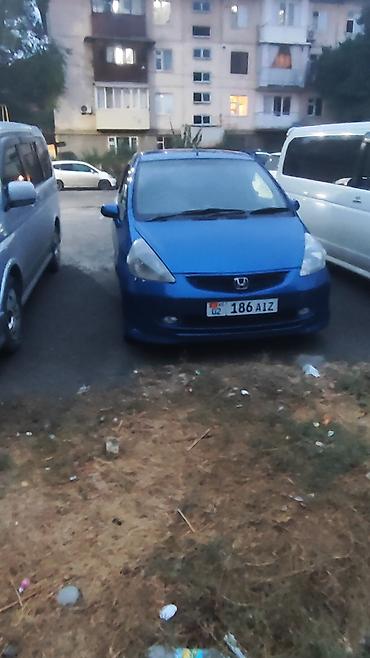 Honda Fit: 2003 г., 1.5 л, Автомат, Бензин, Хэтчбэк