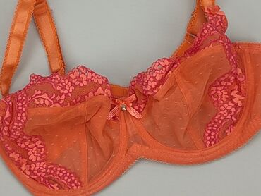 Bras: Women`s bra, 70F