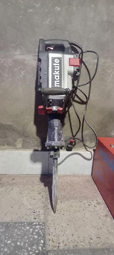 cəkic: Makute elektrikli dağıtma çəkici (Demolition Hammer) - Brend: Makute — 2