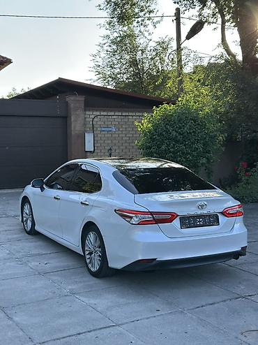 12000: Toyota Camry: 2018 г., 2.5 л, Автомат, Бензин, Седан — 5