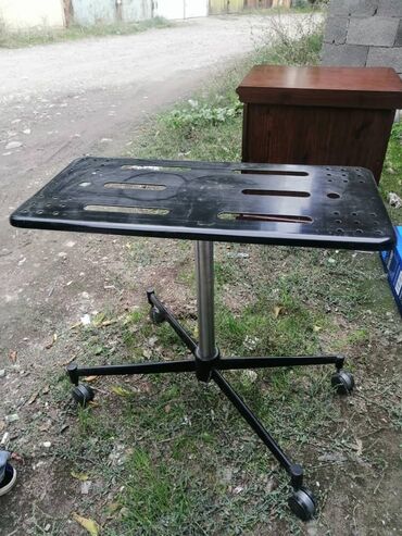 купить железную кровать бу: Стол журнальный, металлический