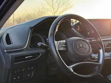 Hyundai: Hyundai Sonata: 2020 г., 2 л, Автомат, Гибрид, Седан — 21