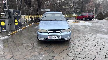 Daewoo: Daewoo Nexia: 2012 г., 1.6 л, Механика, Газ, Седан