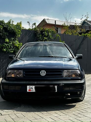 гольф3 венто: Volkswagen Vento: 1995 г., 1.8 л, Механика, Бензин, Седан
