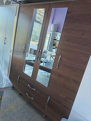 Dördkapılı paltar şkafı - Material: ağac teksturalı laminat (tünd qoz lalafo.az -da Dördkapılı paltar şkafı - Material: ağac teksturalı laminat (tünd qoz