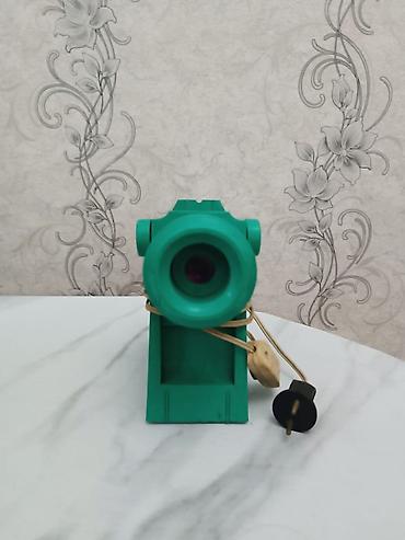 Proyektorlar: İşlənmiş Qısa fokuslu Proyektor Ünvandan götürmə — 3