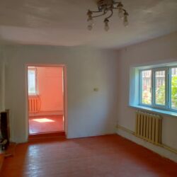 сдаётся дом алтын ордо: 50 м², 3 комнаты, Парковка, Забор, огорожен