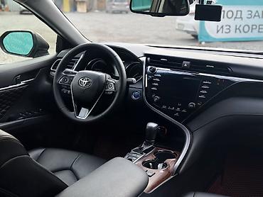 Toyota: Toyota Camry: 2019 г., 2.5 л, Вариатор, Гибрид, Седан — 11