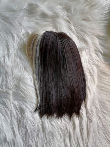 Perike i klipse: Perike
Cena 3200din na lalafo.rs — 11 Perike i klipse: Perike
Cena 3200din — 11